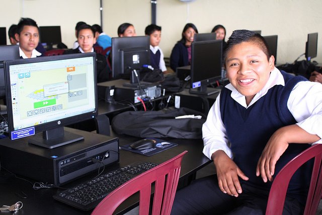 technology, computers, sustainable, community involvement, Rotary, Guatemala, service projects, literacy, south America, books, education